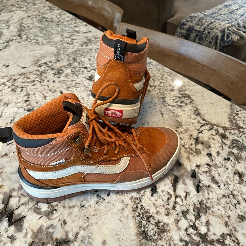 Vans UltraRange Hi DL MTE